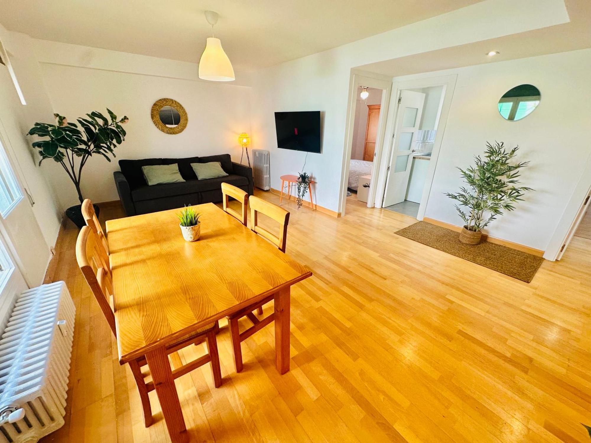 Apartamento La Ibiza Del Pilar Zaragoza Exterior foto