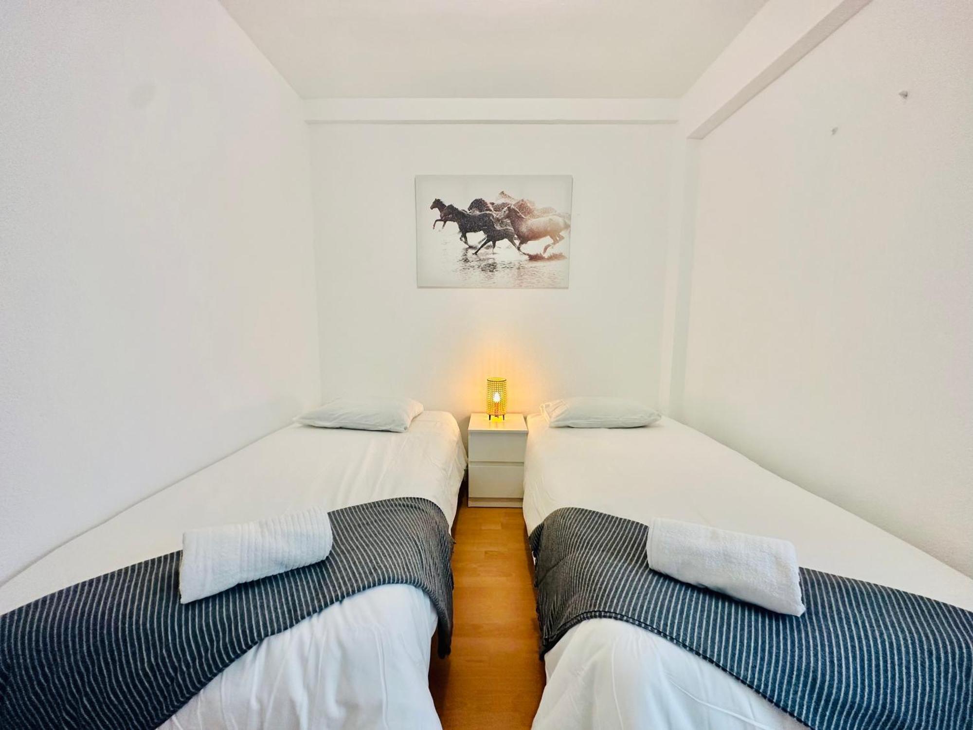 Apartamento La Ibiza Del Pilar Zaragoza Exterior foto